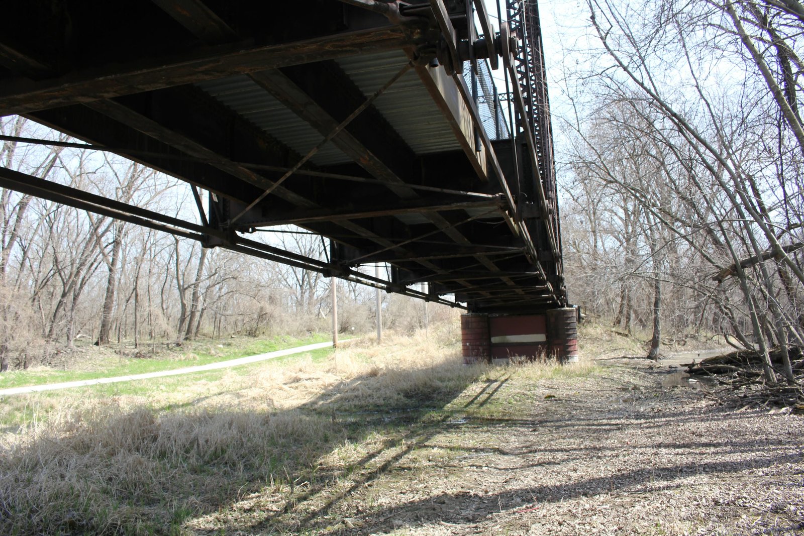 Underneath east span (span #1)